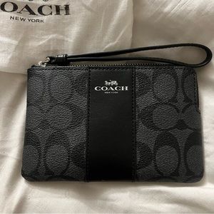 Coach Wristlet NWOT